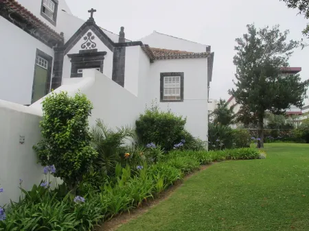 Azores Youth Hostels - Sao Miguel