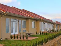 Shiraz Villa Hotels in Osoyoos