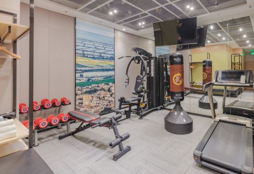 2. 아투어 호텔 종..