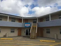 Budget Inn Adair