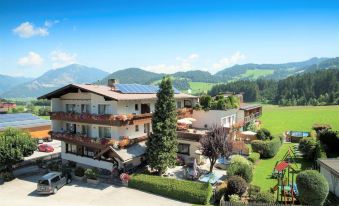 Angerer Alpine Suiten Und Familienappartements Tirol