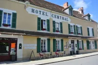 Hotel le Central Hotel a Preveranges