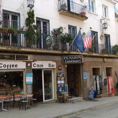 Pensión Landazuri