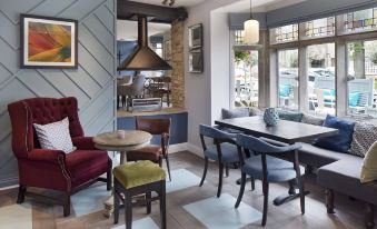 The Sheep on Sheep Street Hotel