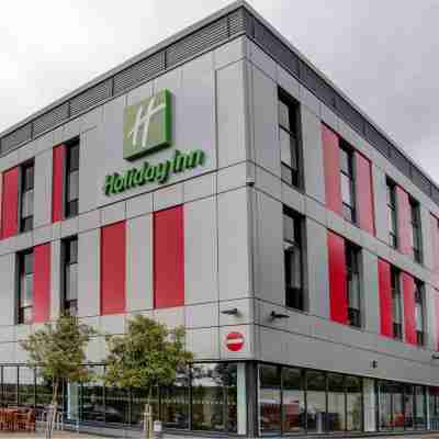 Holiday Inn London - Luton Airport Hotel Exterior