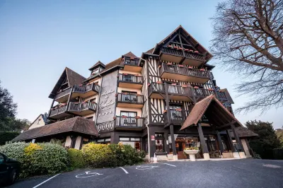 Best Western Plus Hostellerie du Vallon Hotels near Statue de Gustave Flaubert