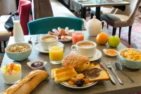 The Originals City Hôtel les Caps Saint-Brieuc Est Hotels in Lamballe