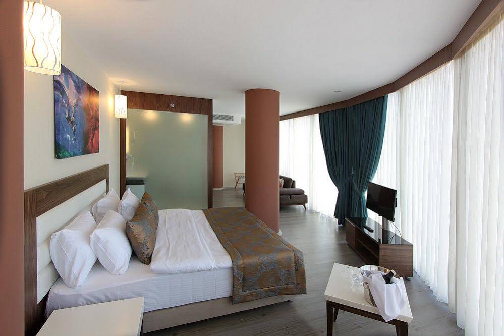 Forum Suite Otel