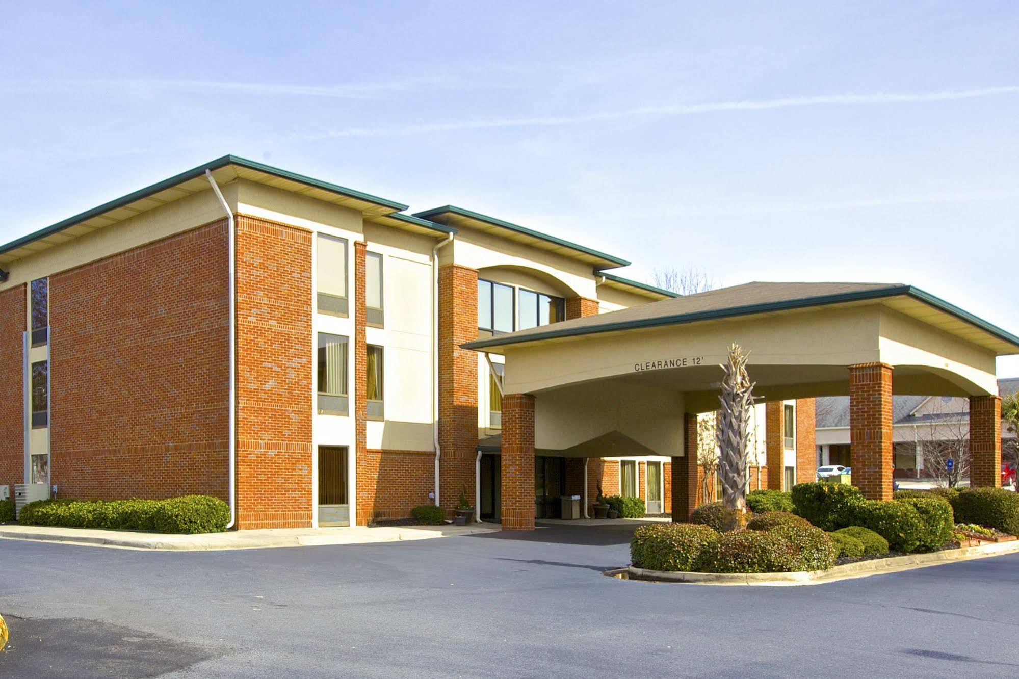 Country Inn & Suites by Radisson, Alpharetta, GA