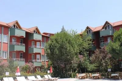 레이스 테르말 오텔 Karahayit Mahallesi 호텔
