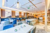 Atour Hotel (Huoshenmiao, Chengde Mountain Resort) Hotels in Chengde