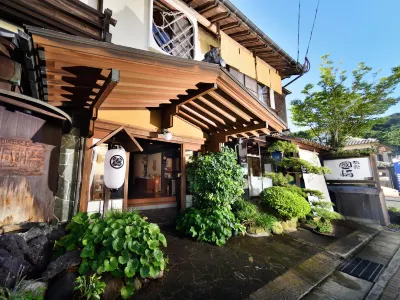 Kunisaki Inn Hoteles en Unzen