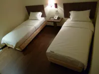 9 Square Hotel - Bangi - 2 звезды