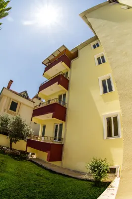 Misa Pension Apart Hotel a 