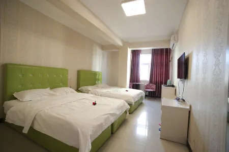 Xinzheng Xiaduo Theme Hotel Отели рядом с достопримечательностью «Henan Institute of Engineering (Hubin Road)»