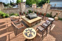 Sheridan's Bed & Breakfast Hotels in Cudahy