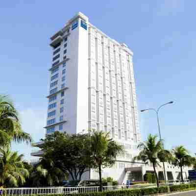 TRYP by Wyndham Mall of Asia Manila Hotel Exterior