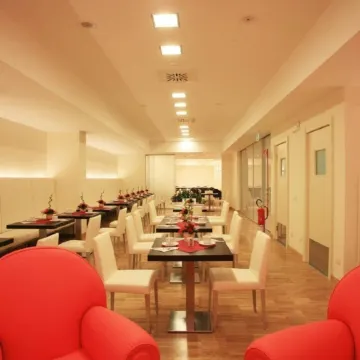 Hotel Cavour by Lvg Hotel Collection