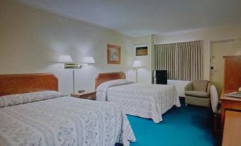 Red Fox Inn and Suites