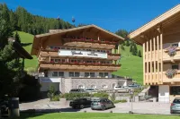 Giardin Boutique Hotel B&B Hotel a Selva di Val Gardena