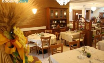 Italia Risorta - Housity