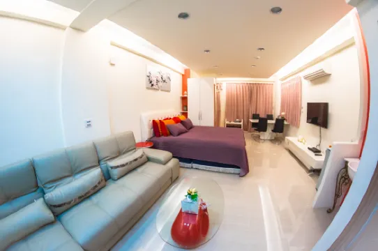 Sanyi Wei Wei Feng B&B