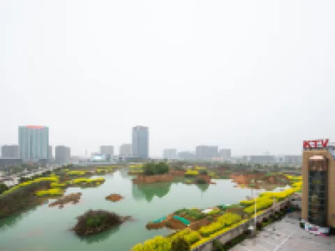 Huaining Hongbo All Seasons Hotel Hotels in Huaining