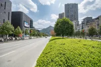 V City Hotel Hotels in Xianfeng