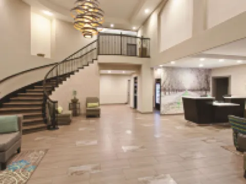 La Quinta Inn & Suites by Wyndham Los Banos Hotels in Merced County