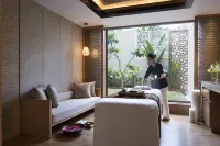 JW Marriott Mumbai Sahar Airport - spa