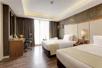 Holiday Inn Kolkata Airport, Hotels near Biswa Bangla Mela Prangan