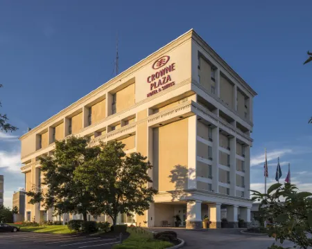 Crowne Plaza Suites PITTSBURGH SOUTH by IHG ピッツバーグのホテル