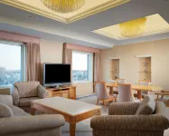 ANA Crowne Plaza Chitose Hotels in der Nähe von Caramel Kitchen