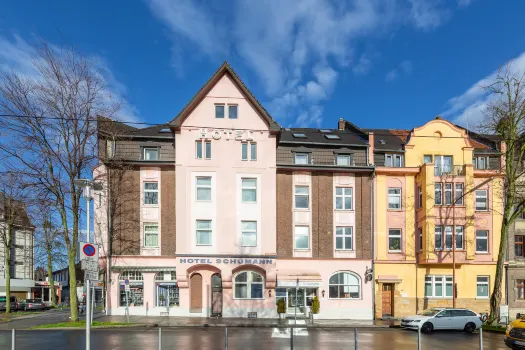 TRIP INN Hotel Schumann Hotels in der Nähe von von Parkplatz Schießstand Uedesheim