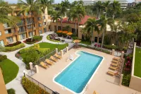 Sonesta Select Boca Raton Town Center - Rooftop Pools
