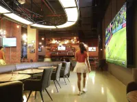 Hyatt Regency Bangkok Suvarnabhumi Airport - bar