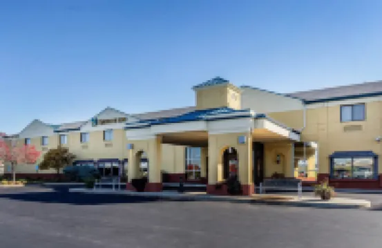 Quality Inn Hôtels à : 