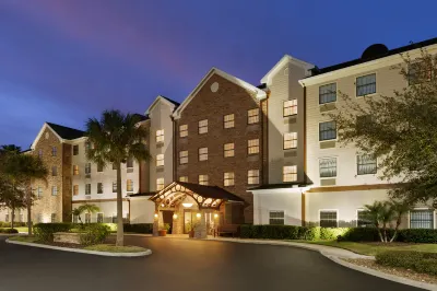 Staybridge Suites Tampa East- Brandon Hôtels à : Tampa
