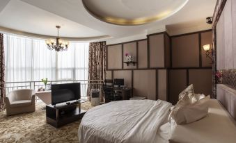 Yunjin Hotel (Korla Tianbai Shopping Center)