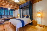 Fengxiang Yaozhai Hotel Hotels in Xupu