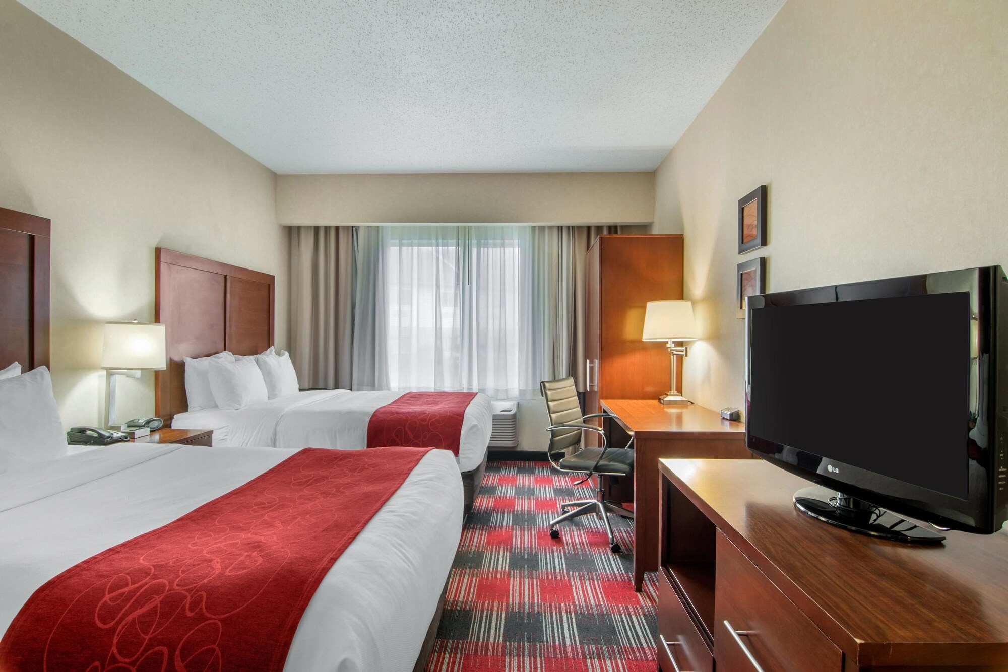 Comfort Suites Near Vancouver Mall