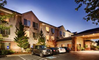 Best Western Plus Northwind Inn  Suites