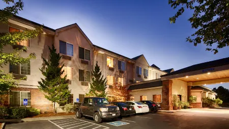 Best Western Plus Northwind Inn  Suites