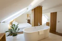 Maison Doucet Hôtels à : Charolles