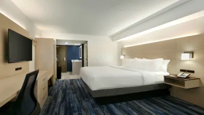 Holiday Inn Express Williamsbrg Busch Gardens Area Hotels in Roberts