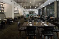 Rydges Fortitude Valley Brisbane - breakfast