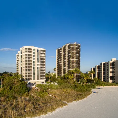Pointe Estero Resort
