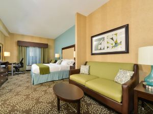 Holiday Inn Express & Suites Sylva - Western Carolina Area