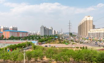 Ruifeng Business Hotel