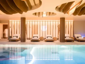 谷雪維爾六善酒店公寓